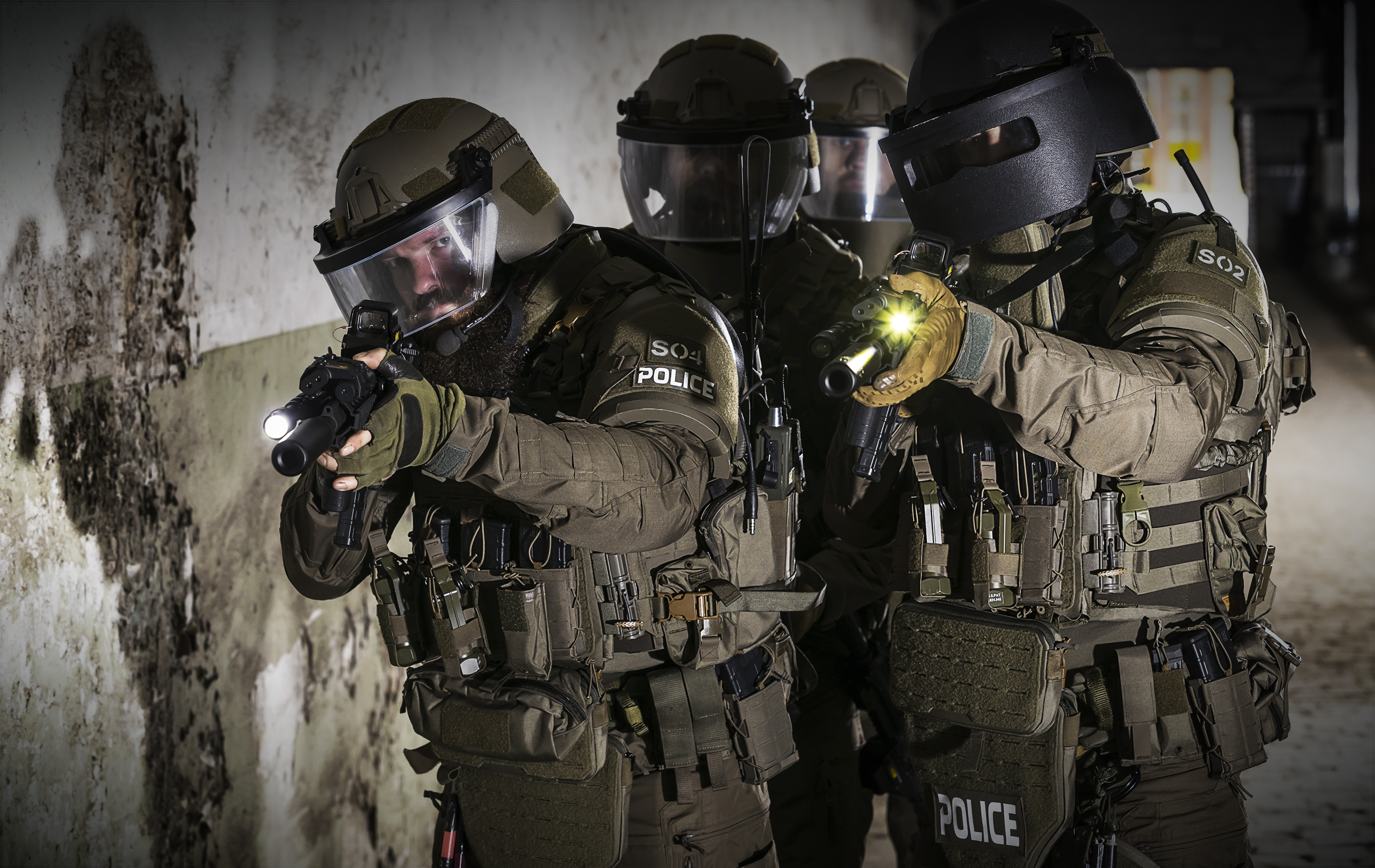 Cintre Tactique Lourd Denash - ABS Renforcé, Pour Gilets Pare-balles, équipement Police, Exposition